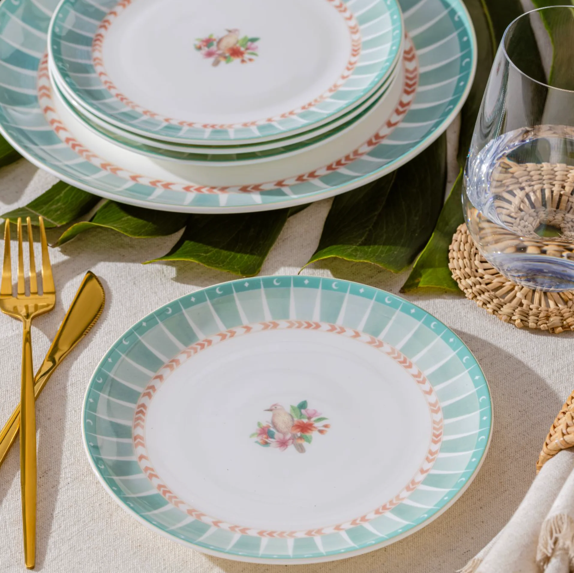 Second image of Eterna Quarter Plates - Set of 2