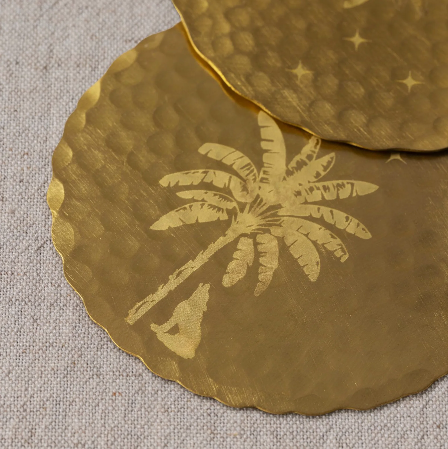 Maison Lustre Wolf - Set of 2